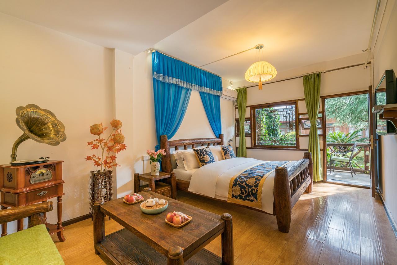 Love Cloud Boutique Chain Hotel In The Water Side Ліцзян Екстер'єр фото